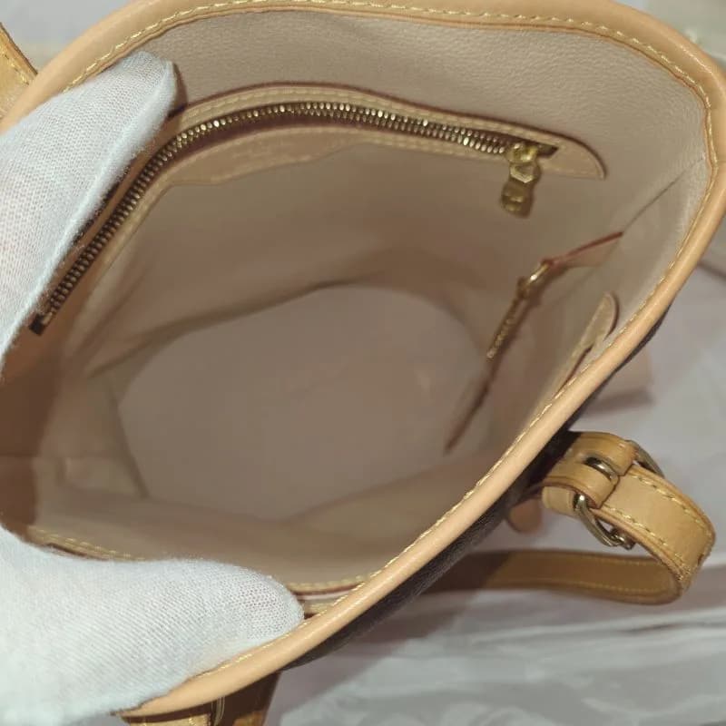 Louis Vuitton Bucket Bag PM — Monogram — foto 1